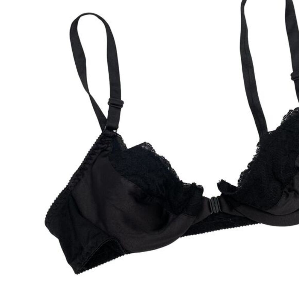 Victoria's Secret vintage 34B‎ black lace underwire unlined bra